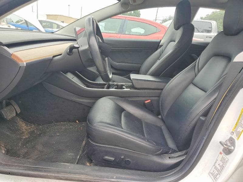 2018 TESLA MODEL 3 7