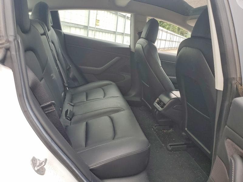 2018 TESLA MODEL 3 10
