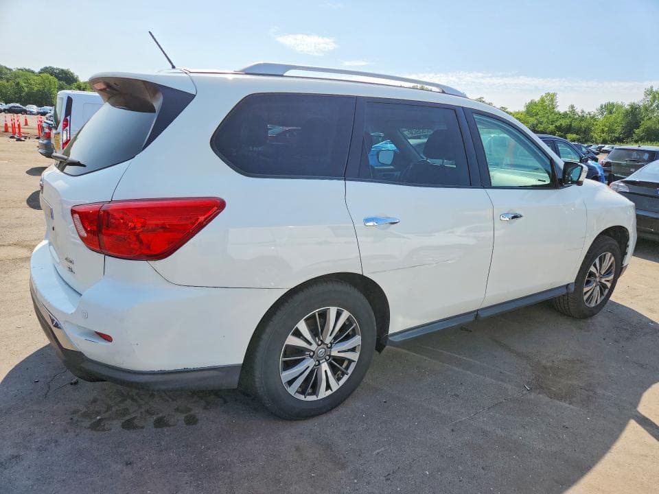 2017 NISSAN PATHFINDER SL 3