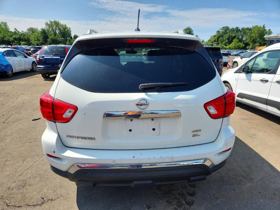 2017 NISSAN PATHFINDER SL 6