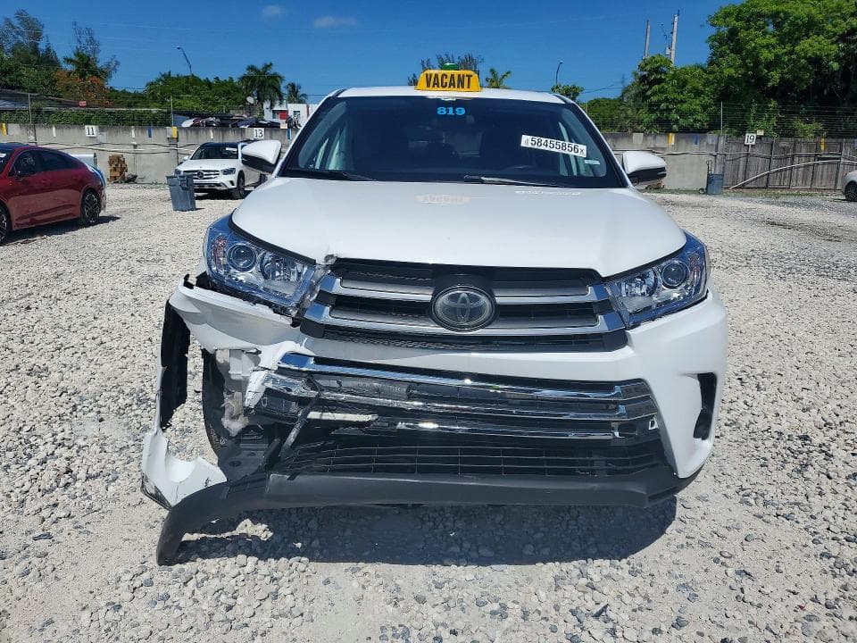 2019 TOYOTA HIGHLANDER LE LE 5
