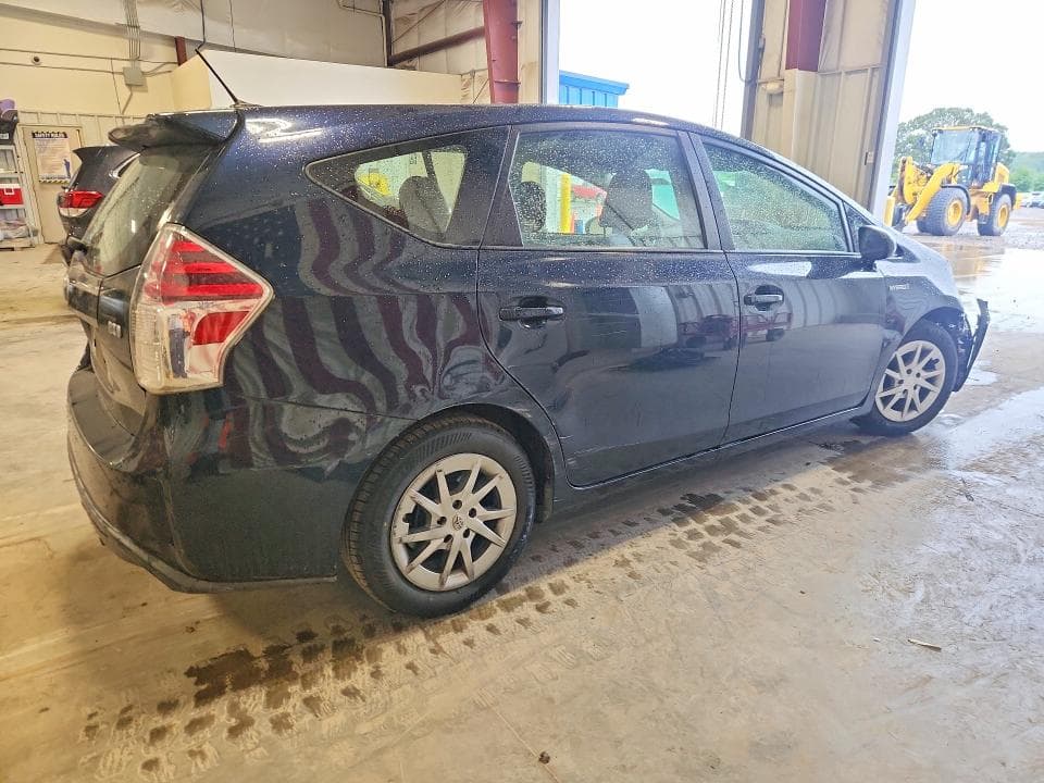 2017 TOYOTA PRIUS V THREE 3