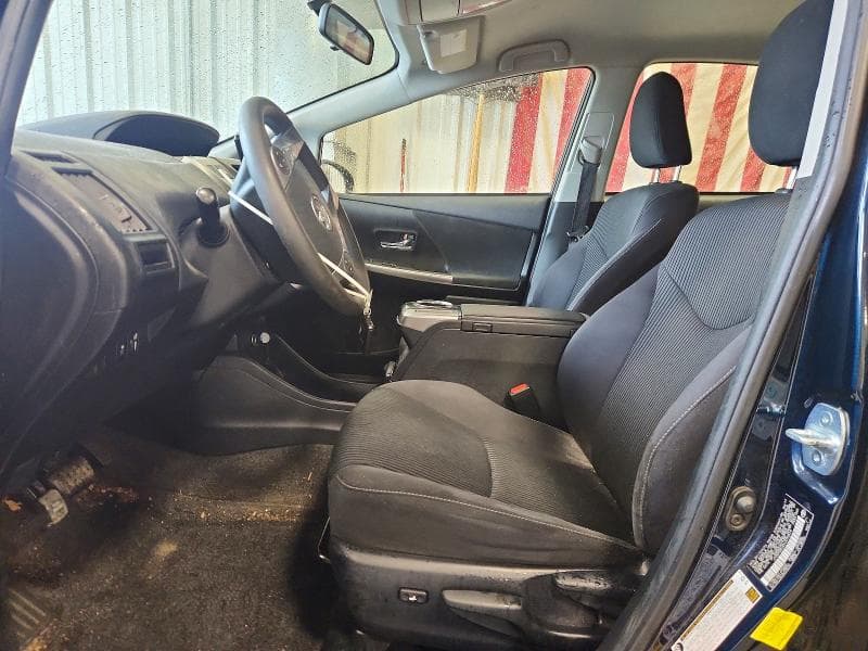 2017 TOYOTA PRIUS V THREE 7
