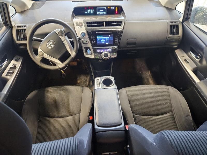 2017 TOYOTA PRIUS V THREE 8
