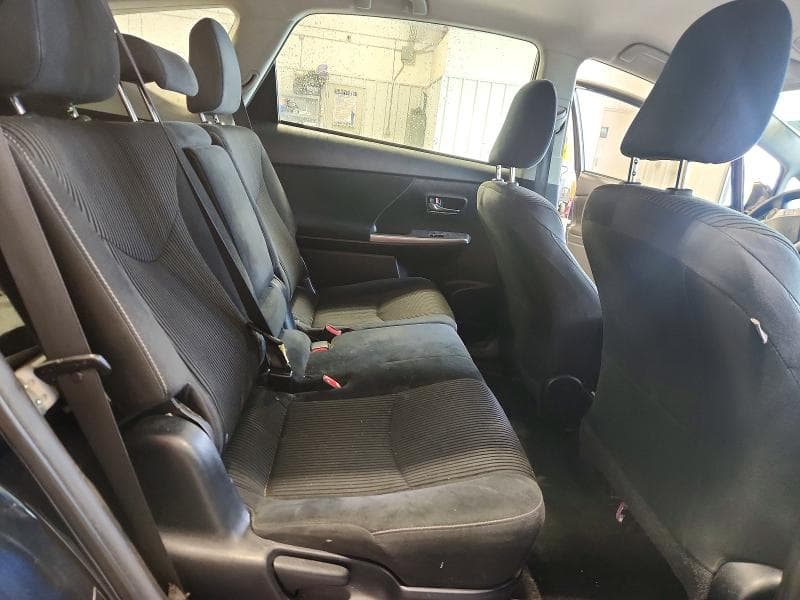 2017 TOYOTA PRIUS V THREE 10