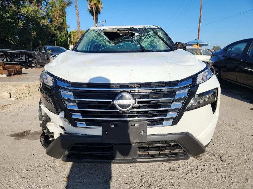 2025 NISSAN ROGUE SV 5
