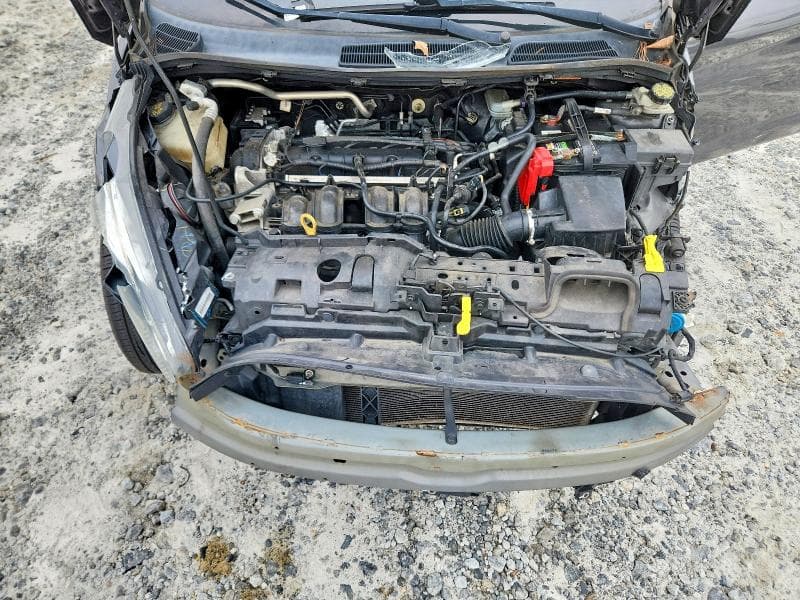 2019 FORD FIESTA SE 11