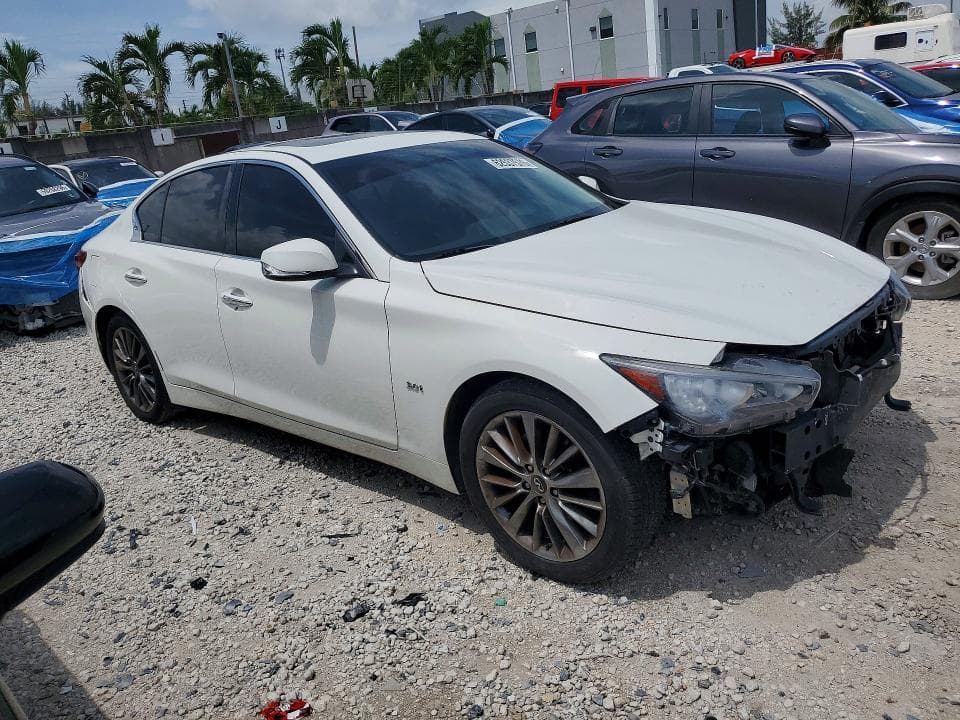 2018 INFINITI Q50 3.0T LUXE 4