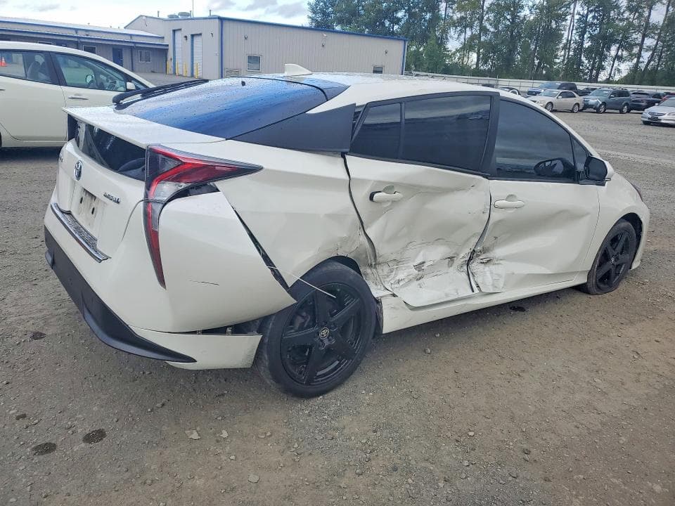 2017 TOYOTA PRIUS THREE TOURING 3