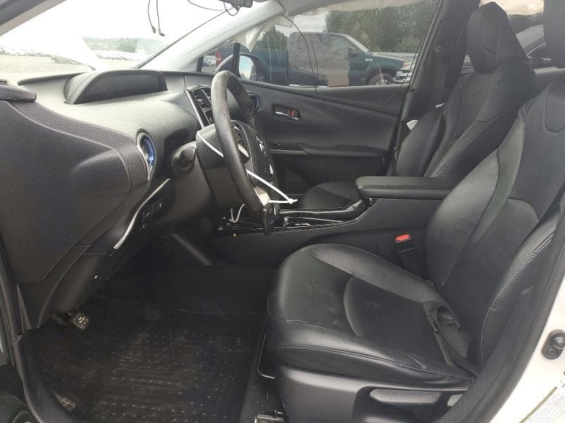 2017 TOYOTA PRIUS THREE TOURING 7