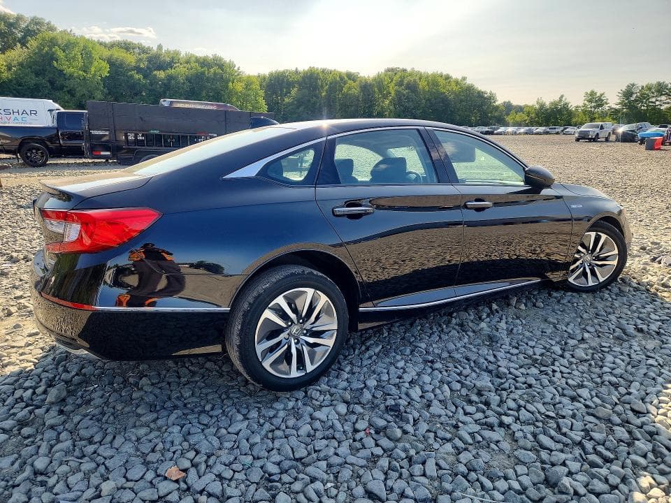 2018 HONDA ACCORD TOURING HYBRID 3