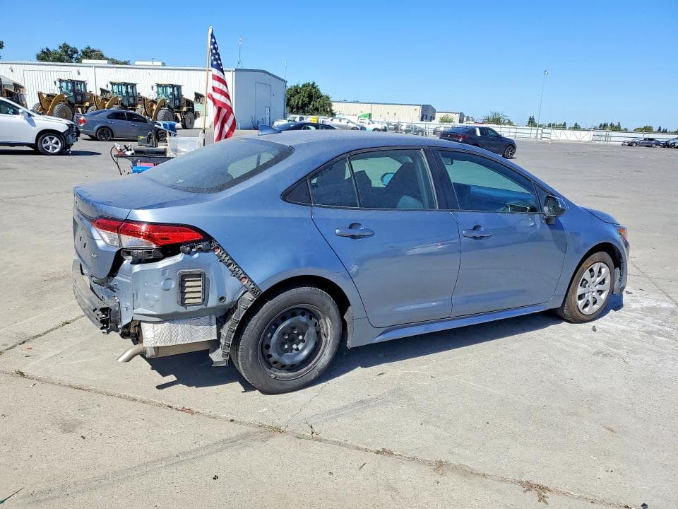 2024 TOYOTA COROLLA LE 3