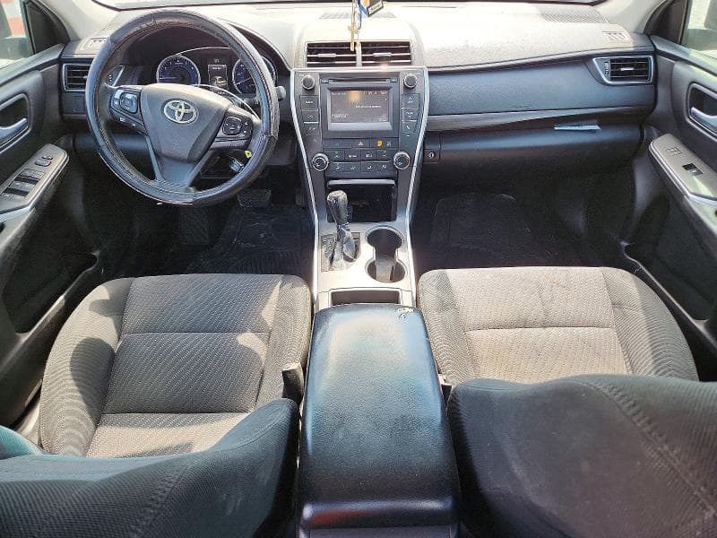 2017 TOYOTA CAMRY LE 8