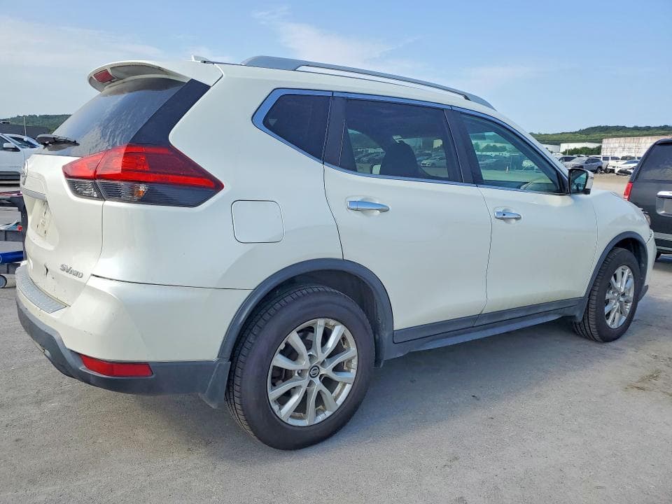 2017 NISSAN ROGUE SV 3