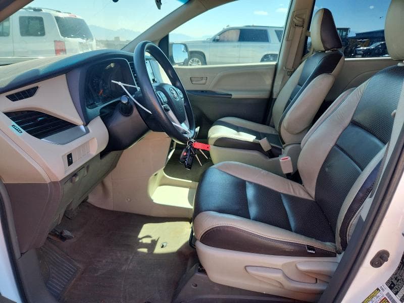 2017 TOYOTA SIENNA L 7-PASSENGER 7