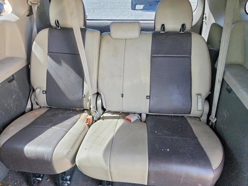 2017 TOYOTA SIENNA L 7-PASSENGER 10