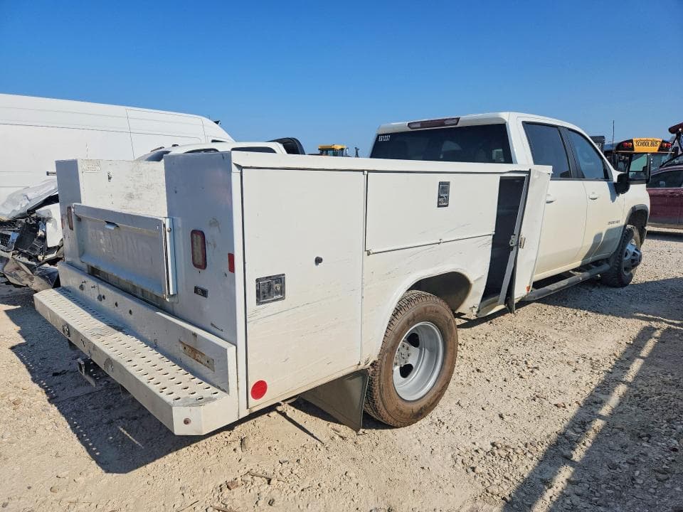 2021 CHEVROLET SILVERADO K3500 LT 3
