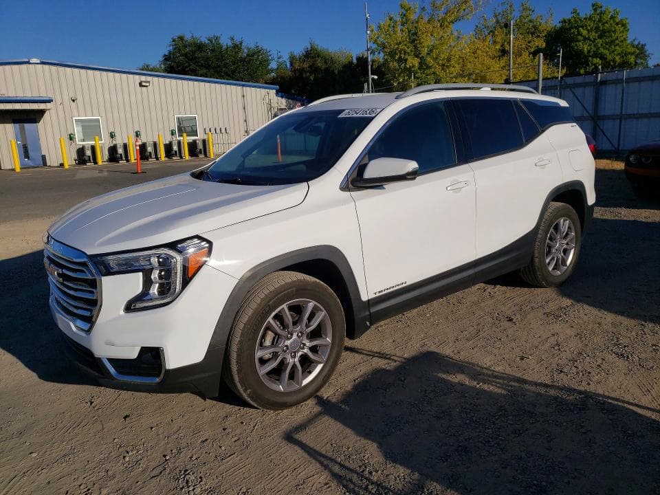 2024 GMC TERRAIN SLT - 1