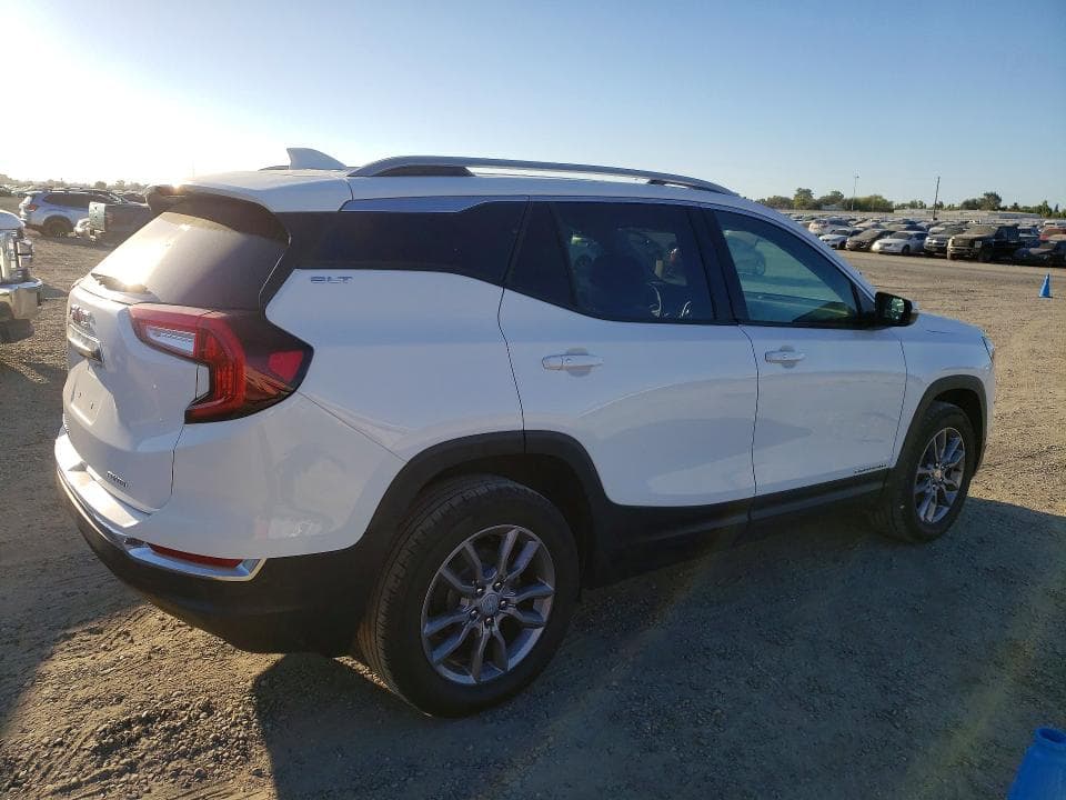 2024 GMC TERRAIN SLT 3