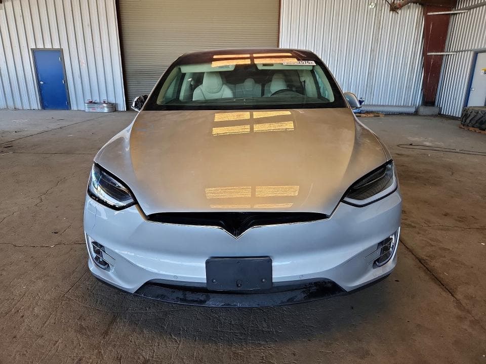 2018 TESLA MODEL X 5