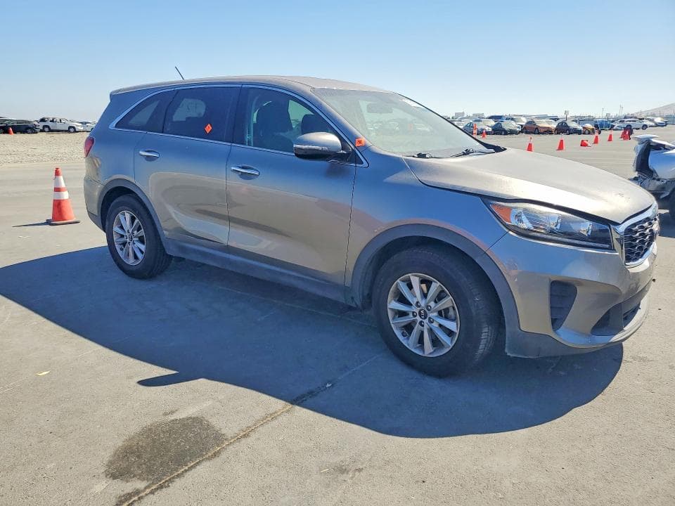 2019 KIA SORENTO LX V6 4