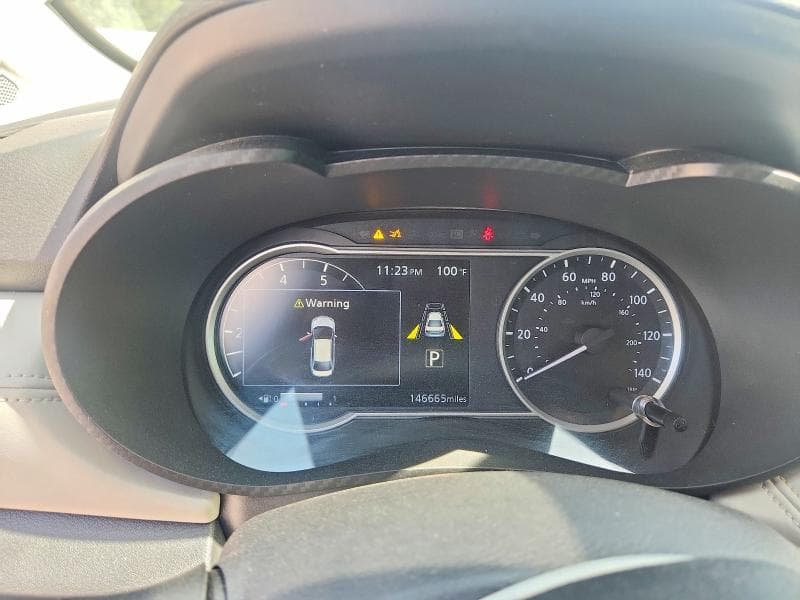 2020 NISSAN VERSA SV 9