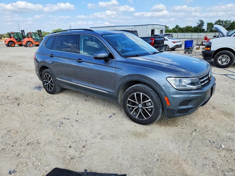 2021 VOLKSWAGEN TIGUAN SE 4