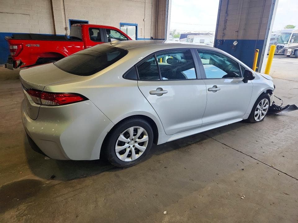 2025 TOYOTA COROLLA LE 3