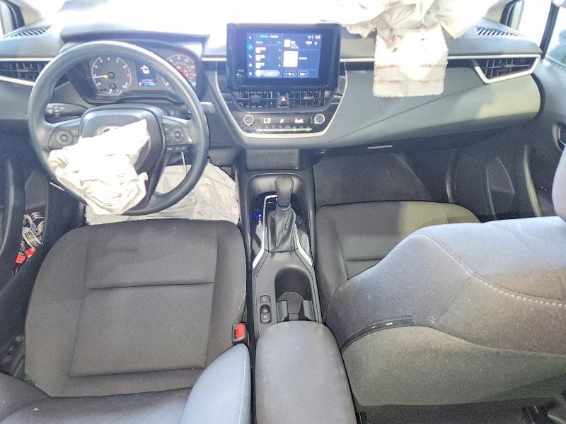 2025 TOYOTA COROLLA LE 8