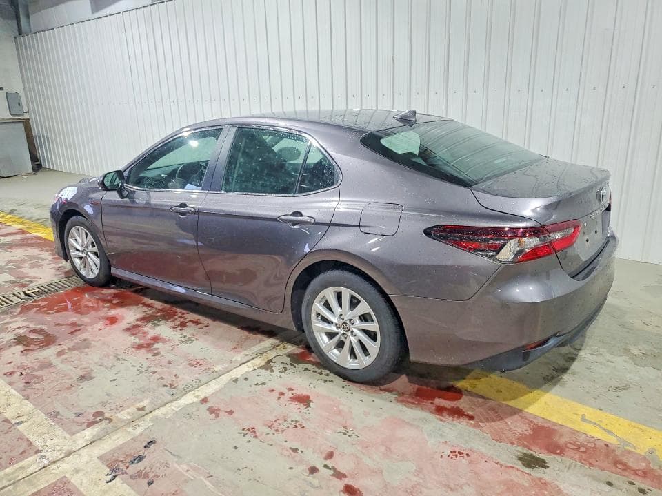 2023 TOYOTA CAMRY LE 2