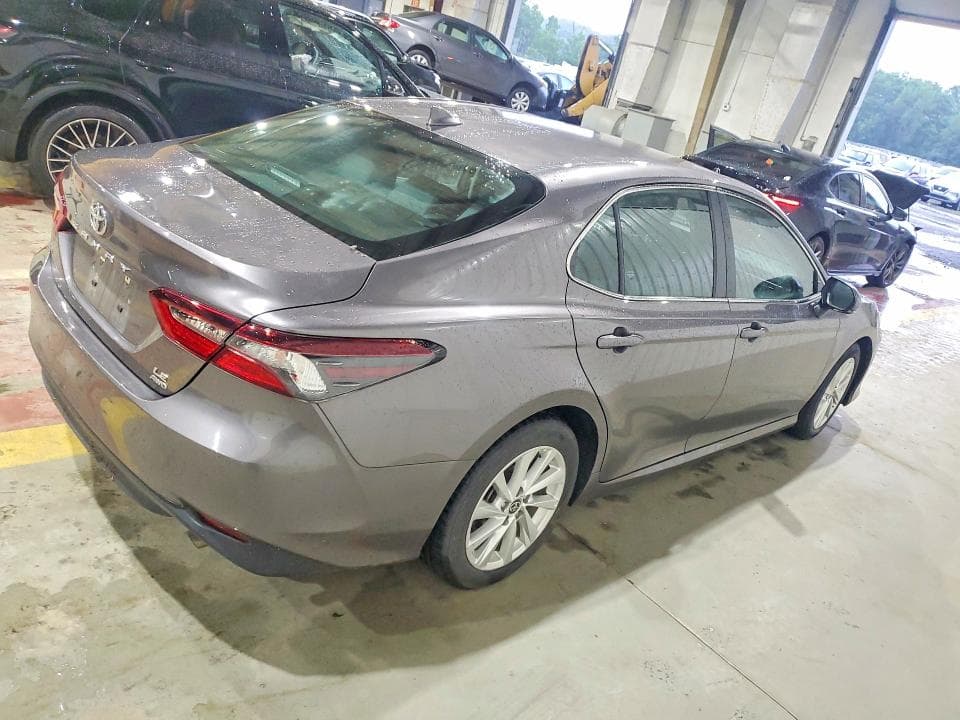 2023 TOYOTA CAMRY LE 3