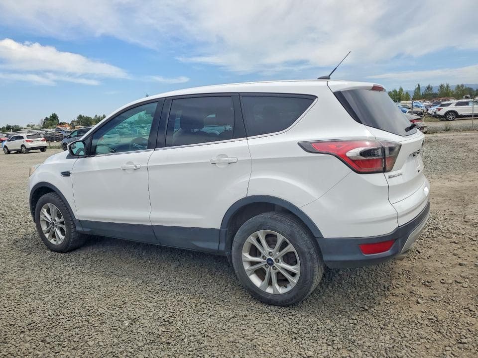 2017 FORD ESCAPE SE 2