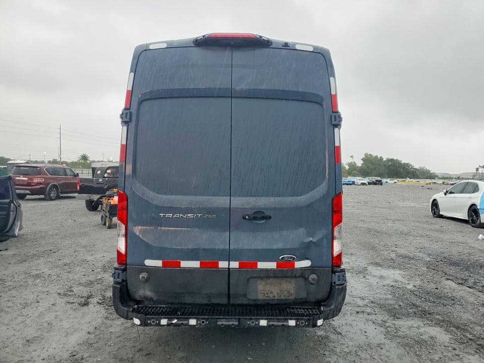 2020 FORD TRANSIT 250 DELIVERY VAN 6