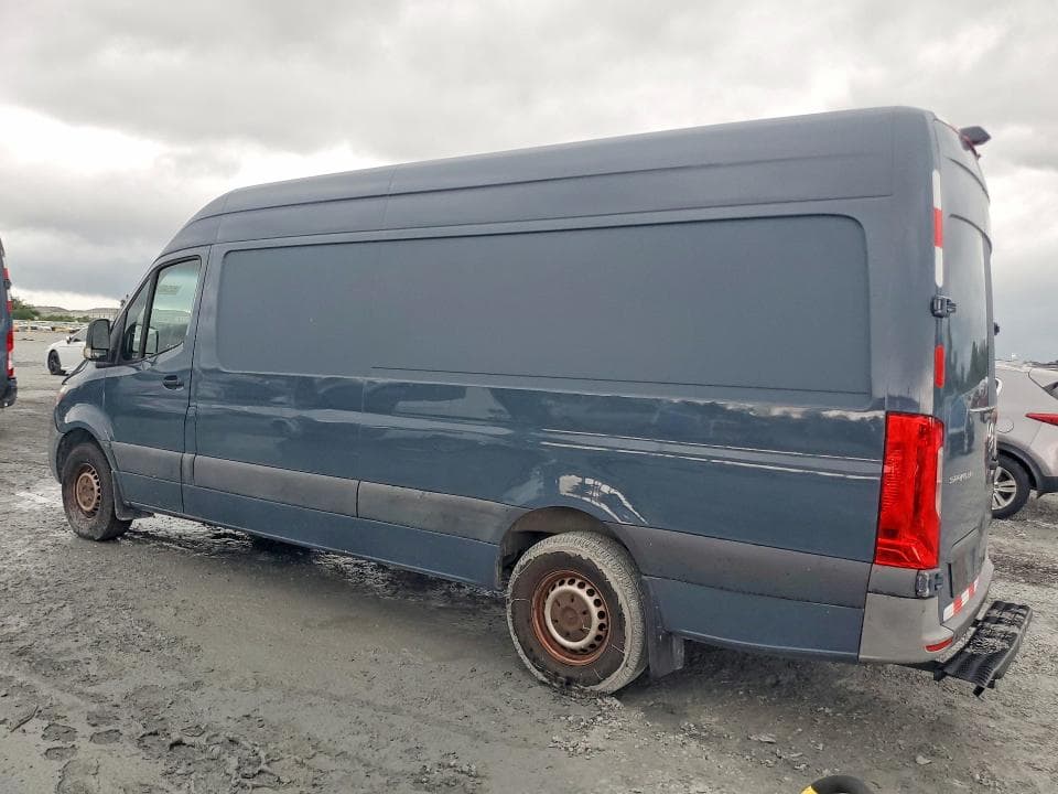 2019 MERCEDES-BENZ SPRINTER 2500/3500 DELIVERY VAN 2