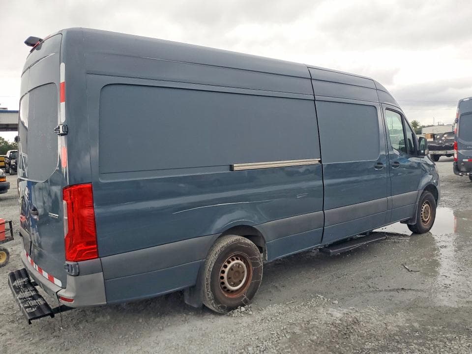 2019 MERCEDES-BENZ SPRINTER 2500/3500 DELIVERY VAN 3