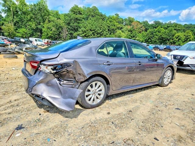 2019 TOYOTA CAMRY LE 3