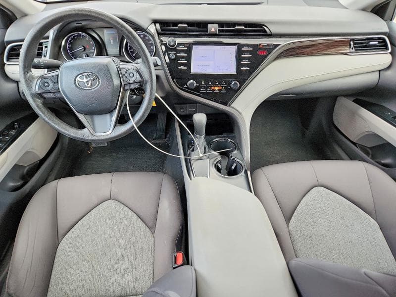 2019 TOYOTA CAMRY LE 8