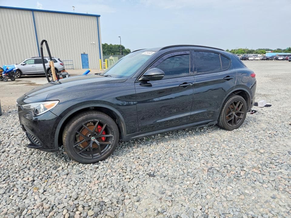 2018 ALFA ROMEO STELVIO TI SPORT - 1