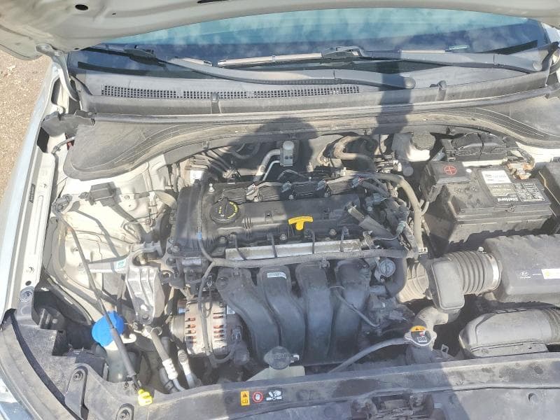 2017 HYUNDAI ELANTRA SE 11