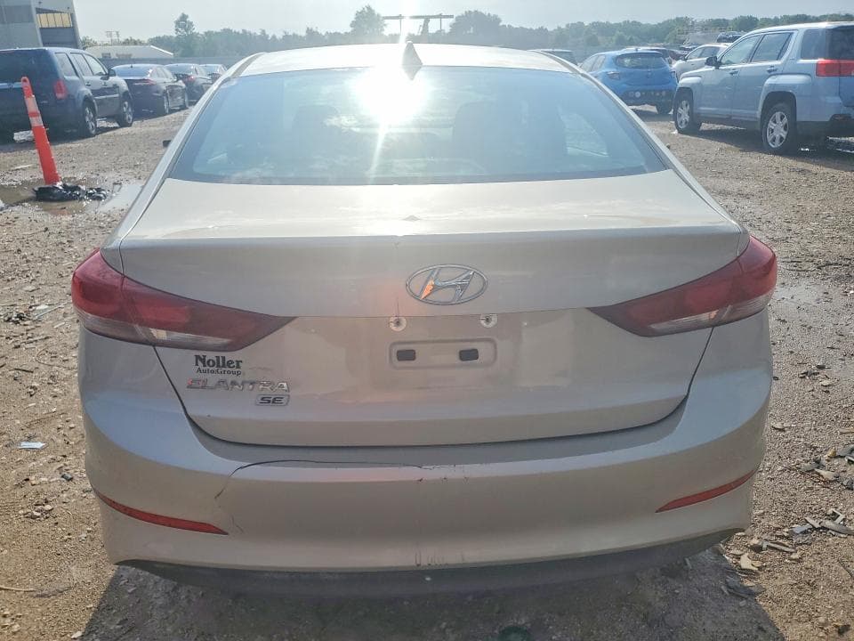 2017 HYUNDAI ELANTRA SE 6