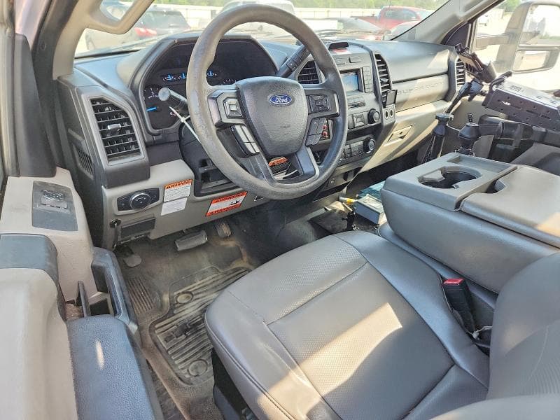 2020 FORD F-450 SD 8