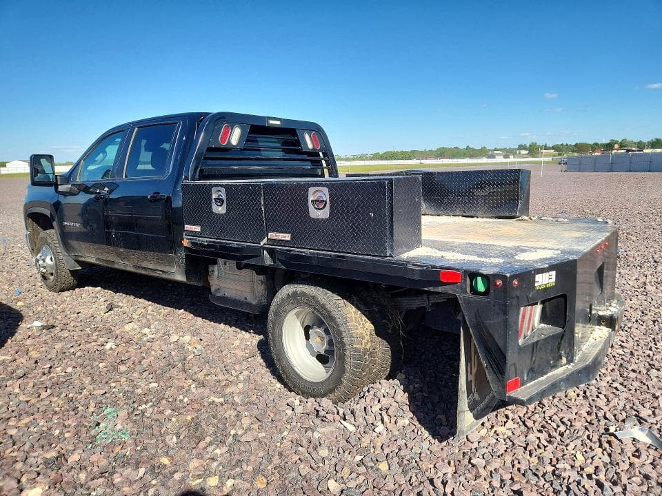 2025 CHEVROLET SILVERADO 2