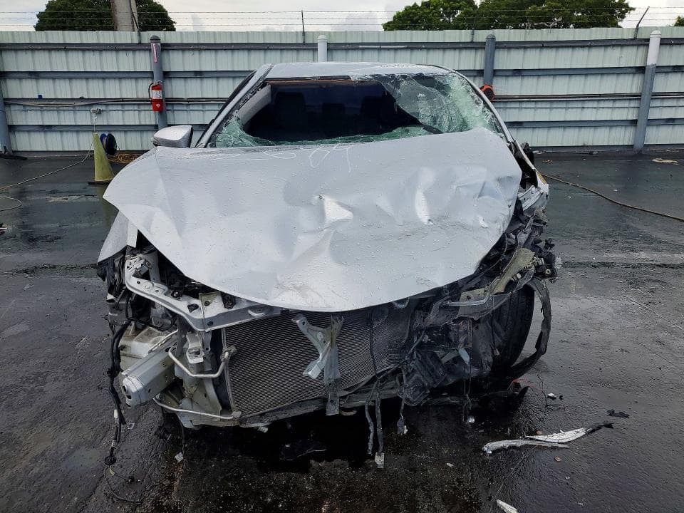 2017 TOYOTA COROLLA SE 5