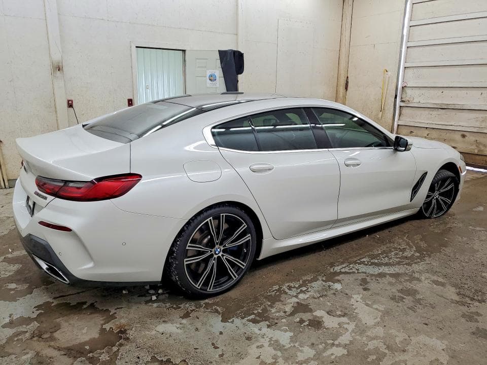 2022 BMW M850XI 3