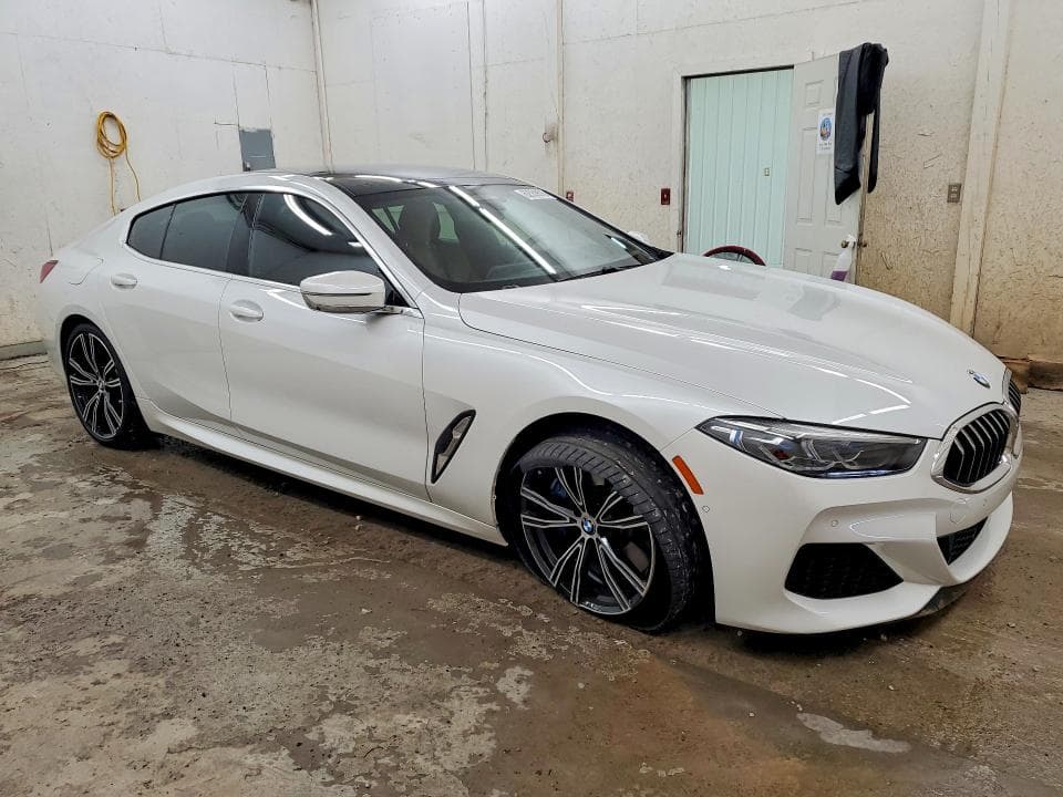 2022 BMW M850XI 4