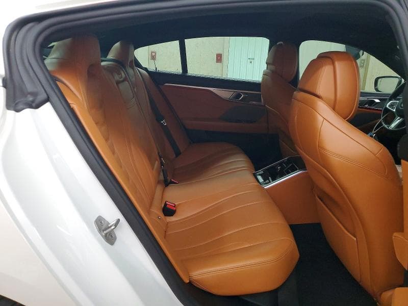 2022 BMW M850XI 10