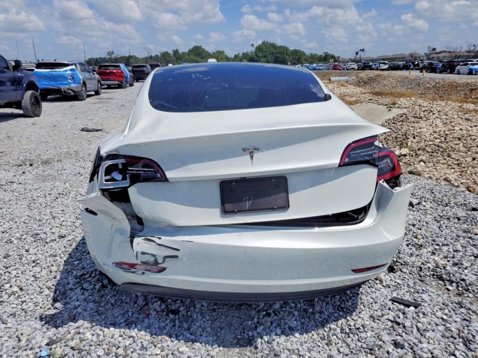 2023 TESLA MODEL 3 6
