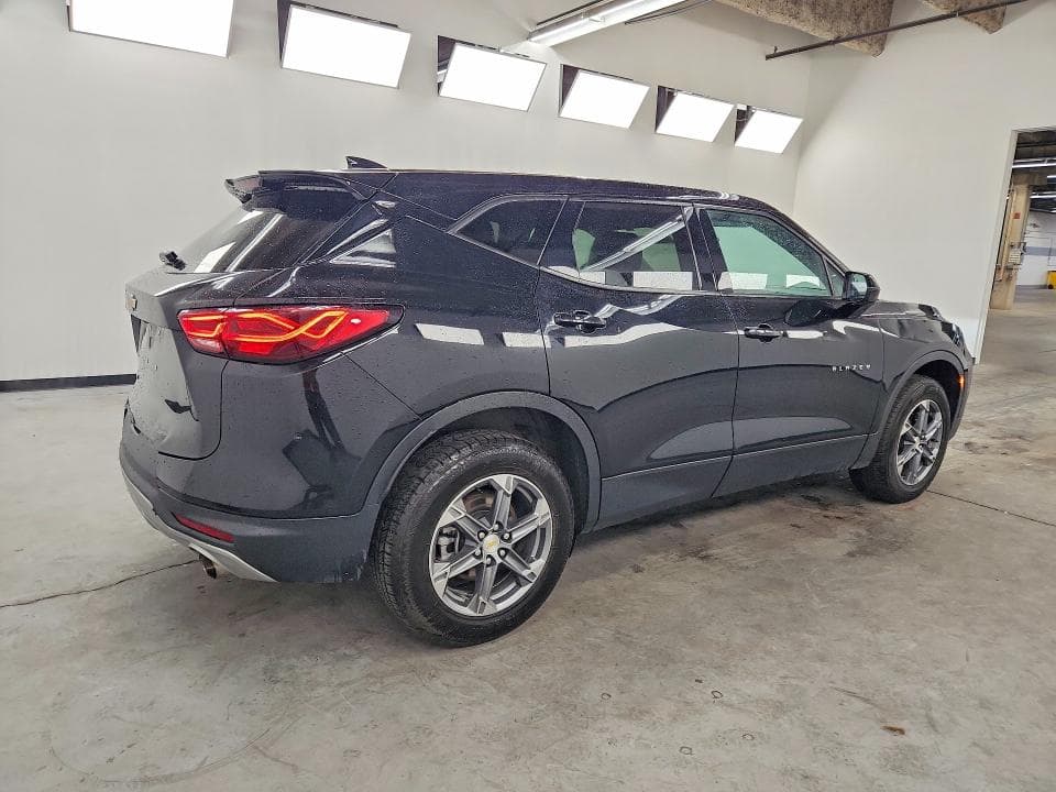2023 CHEVROLET BLAZER 2LT 3