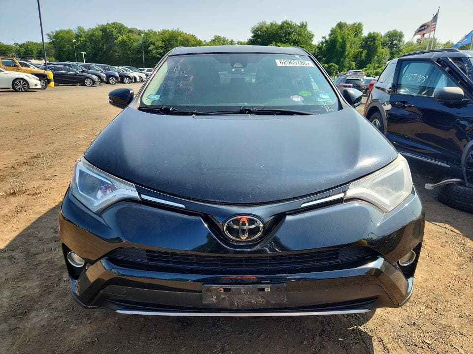 2018 TOYOTA RAV4 XLE XLE 5