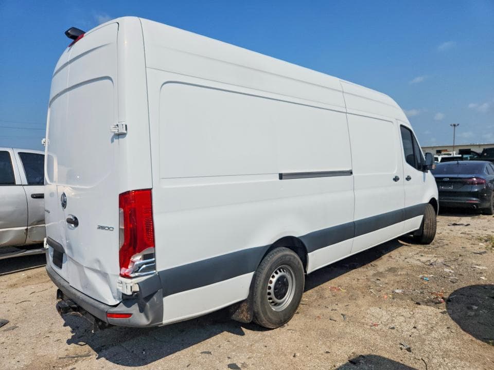 2020 MERCEDES-BENZ SPRINTER 2500 3